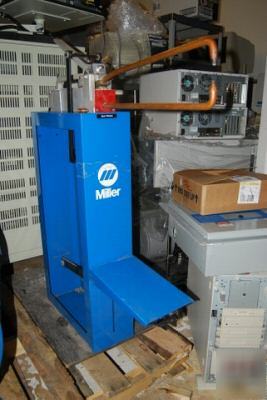 Miller jet lmsw-52 spot welder & footswitch/work stand