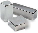 0.5 x 1 x 1 super neodymium block magnet NB006N-35