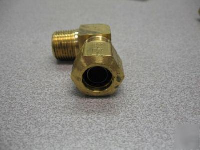 Parker brass d.o.t. compression fitting 269NTA-8-6