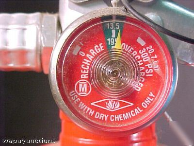 Amerex dry chemical fire extinguisher B500 5 lb e
