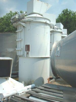 Used: 813 sqft mikropul cylind. dust collector (1889)