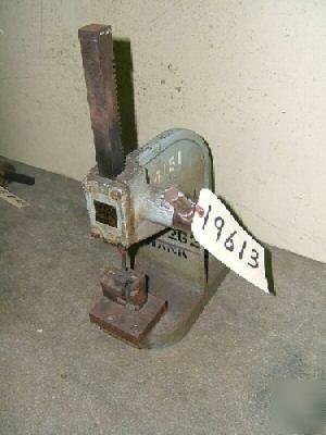 1-1/2 ton dake arbor press, no. y, bench model (19613)