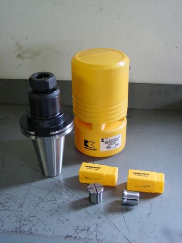 Kennametal CV50 chuck cat 50 with 2 tap collets