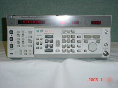  hp/agilent 8663A synthesized signal generator w/opt. 2