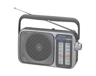 Panasonic portable am/fm radio rf-2400 