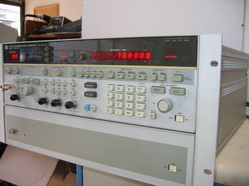 Hp 8673D signal generator, 50 mhz - 26 ghz