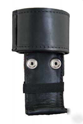 Hwc leather police deluxe radio holder - fixed mount