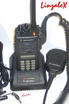 Motorola MT2000 vhf port radio 160 ch a-7 dtmf key xlnt