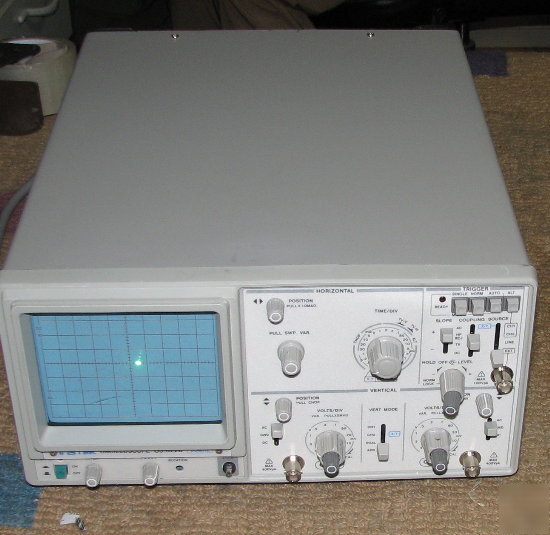 ^ instek oscilloscope os-622B 20MHZ