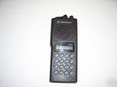 Motorola GTX900 trunked portable radio