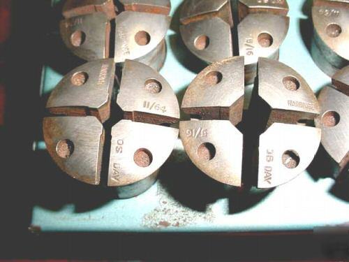 Oversize davenport screw machine collets/feed fingers