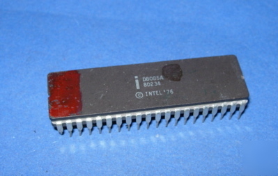 Intel D8085A 40-pin cerdip cpu vintage red test mark