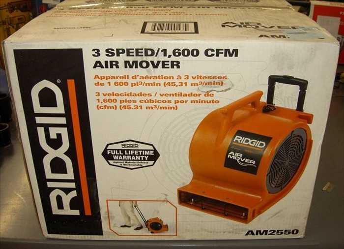 New ridgid 3 speed/1,600 cfm air mover AM2550 