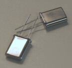 2 x 20MHZ crystal oscillators for pic microchip clock