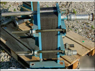 29.2 sq ft tranter plate heat exchanger, s/s, 130#-2721