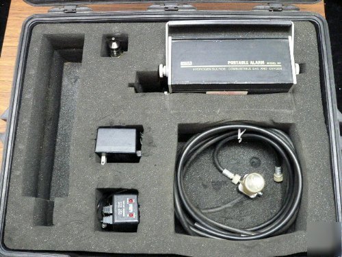 Msa portable gas alarm model 261 w/case, flow control