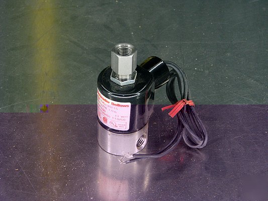 Shrader bellows pneumatic valve 745130115 120VAC