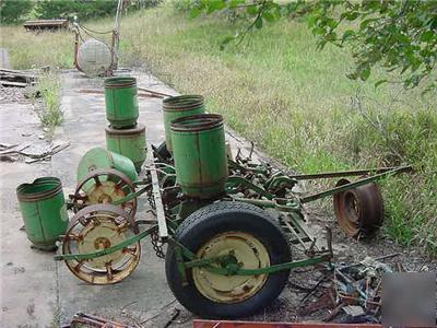 John deere two row planter * 