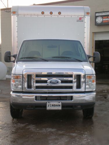 2008 ford E350 truck mounted hot water pressure washer