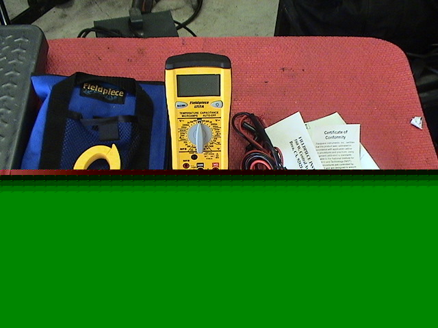 Fieldpiece LT17A with ACH4 current clamp