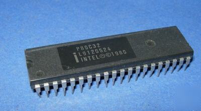Intel P80C32 40-pin cpu vintage 80C32N 80C32