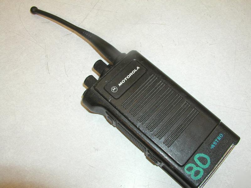 Motorola astro saber uhf 403-477MHZ 32 channel