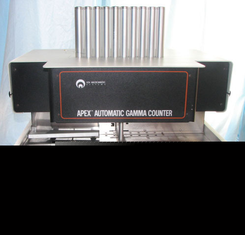Titertek apex automatic gamma counter 28023 10/600 icn