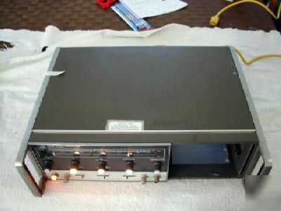 Hp - agilent 8620C sweep oscillator w/opt 011 & scales 