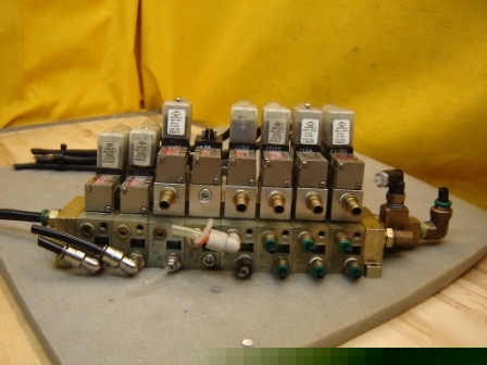 Numatics solenoid 236-127B valve body w/accesories