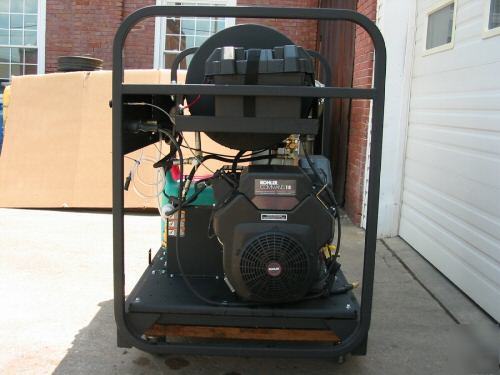 Mi-t-m hot water pressure washer skid unit used demo