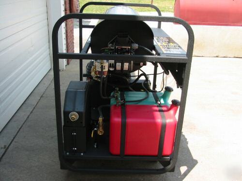 Mi-t-m hot water pressure washer skid unit used demo