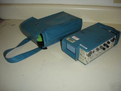 Tektronix 212 portable miniscope oscilloscope w/ case