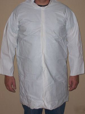 30 dupont nexgen ng 210 white disposable lab coats 2X