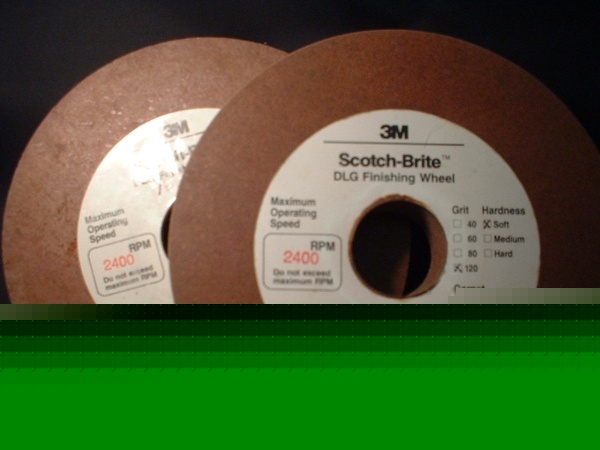 3M scotch-brite 2 dlg finishing wheels 6X1X1/4 120 soft