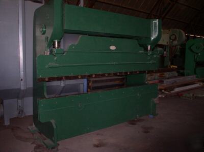 90 ton x 10' chicago dries & krump press brake mdl 8L10