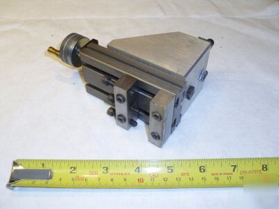 Lathe milling attachment for hobbyist or model engineer