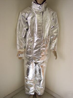 Turnout gear proximity suit arff