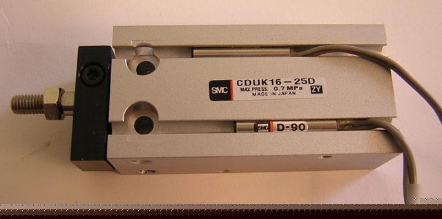 Smc CDUK16-25D cylinder w/ (2) d-90 switches