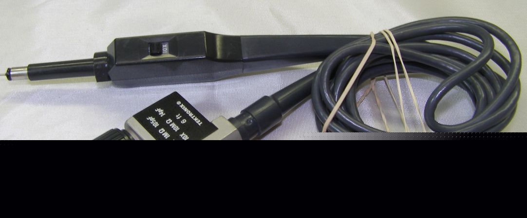 Tektronix P6063B probe...1X-10X...