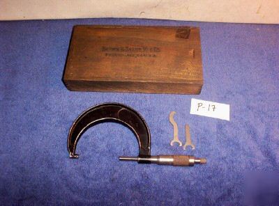(p-17) vintage brown & sharpe micrometer caliper / case