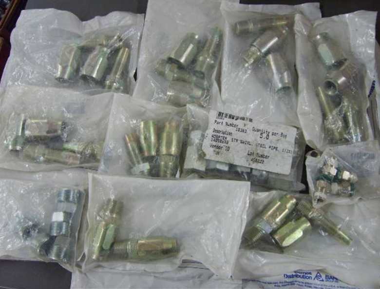 New lot of 31 barnes distribution misc fittings 