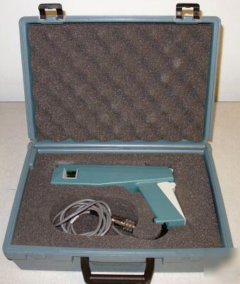 Tektronix A6303 current probe /w hard case