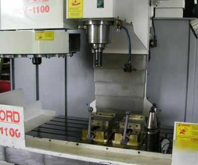 Manford vertical machining center