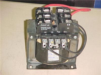 Square d 9070TF300D1 tf transformer single phase