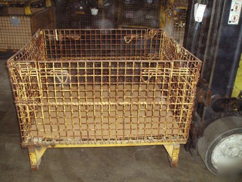 25 wire basket pallets