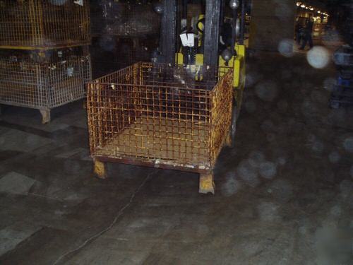 25 wire basket pallets