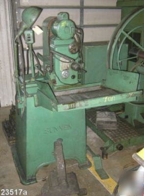 Sunnen precision honing machine w/ tool cabinet 