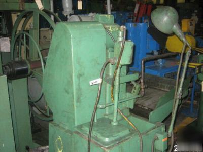 Sunnen precision honing machine w/ tool cabinet 
