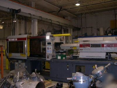 300 ton, 30 oz. van dorn injection molding machine '93