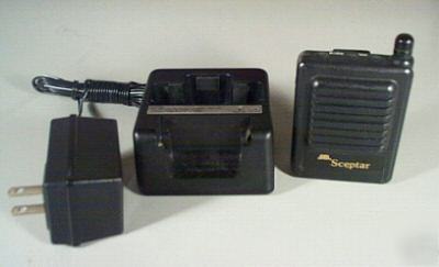 Sceptar av-02A uhf 2CH pager